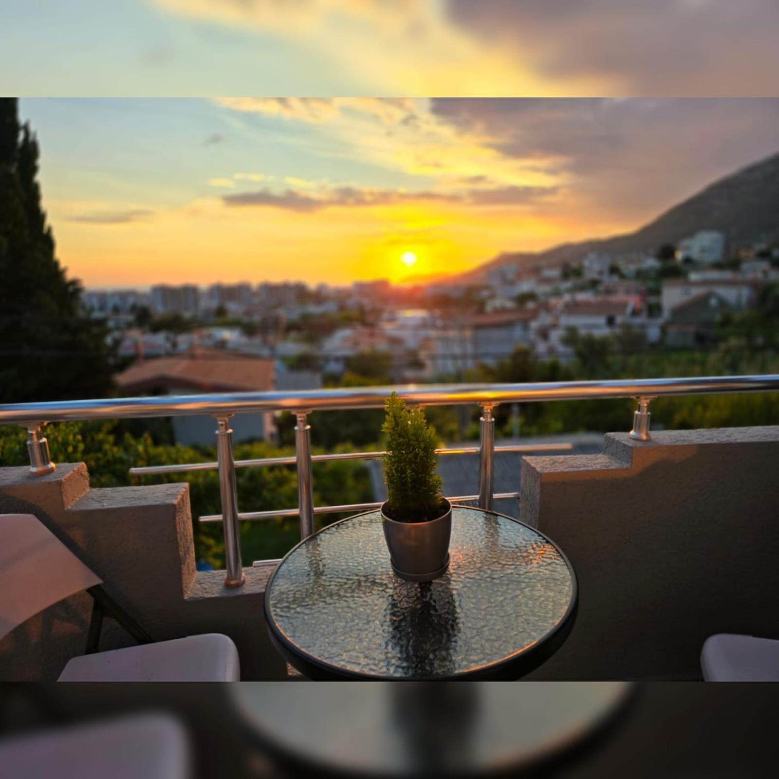 Family Apartment-Dilorena Бар Екстериор снимка